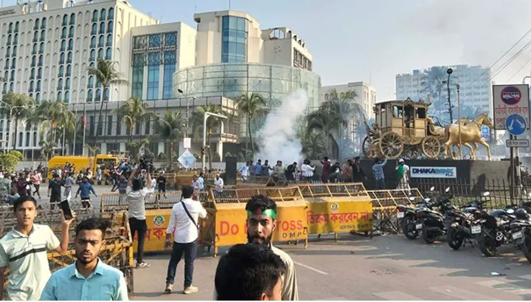 ইনকিলাব মঞ্চের ৪০ জন আহত